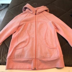 Lululemon Light Pink Scuba Hoodie - super warm!